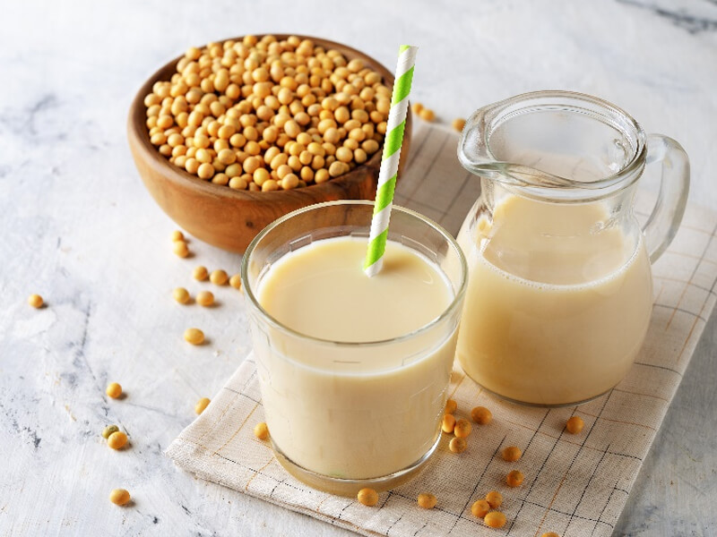 Sữa đậu nành cung cấp nhiều đạm, vitamin và khoáng chất